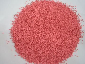 Κόκκινα καθαριστικά στίγματα στιγμάτων θειικού άλατος νατρίου που χρησιμοποιούνται για την παραγωγή σκονών πλύσης
